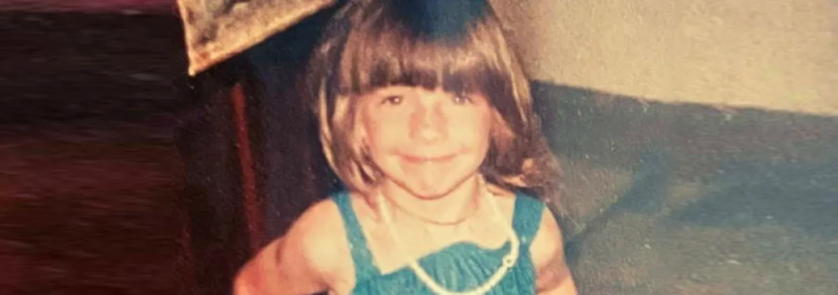 old photo of a young girl